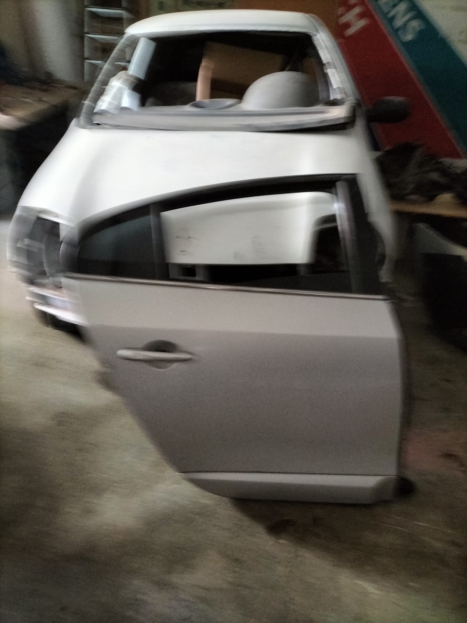 RENAULT FLUENCE SAĞ ARKA KAPI